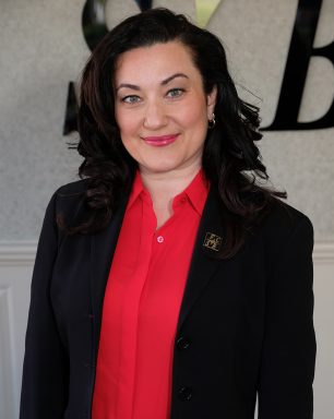 Portrait photo of FCSB Vice President Anna Marie Vallone Business Development Officer